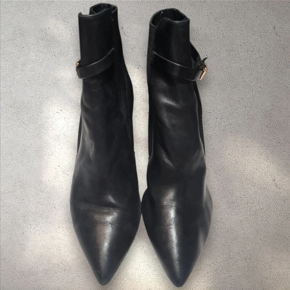 Michael Kors The Jet Set 6‎ Black Heeled Pull On Ankle Boots Booties Size 10